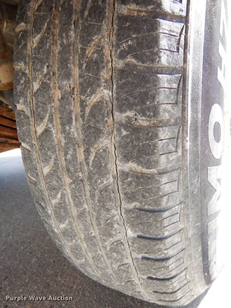 image for item DH6669 2002 Chevrolet S10  Ext. Cab pickup truck