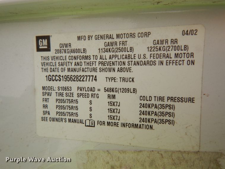 image for item DH6669 2002 Chevrolet S10  Ext. Cab pickup truck