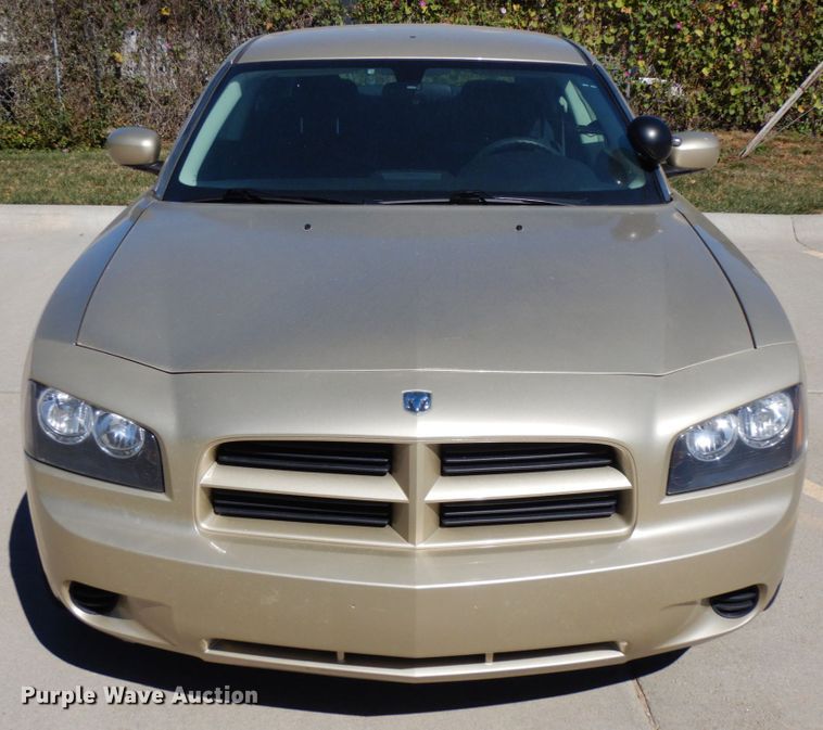image for item DH6670 2010 Dodge Charger
