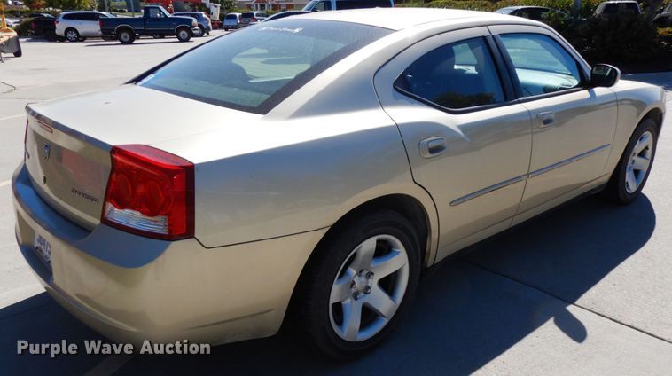 image for item DH6670 2010 Dodge Charger