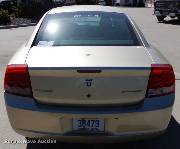 image for item DH6670 2010 Dodge Charger