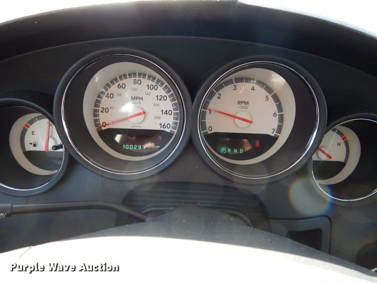 image for item DH6670 2010 Dodge Charger