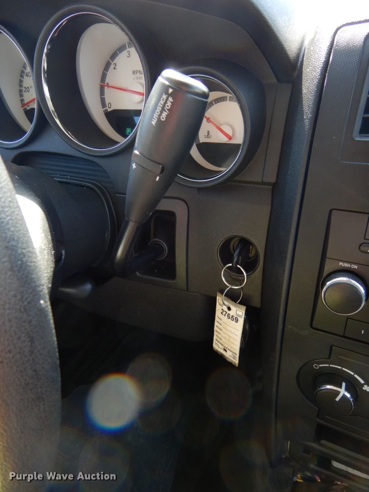 image for item DH6670 2010 Dodge Charger