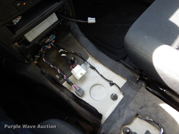 image for item DH6670 2010 Dodge Charger