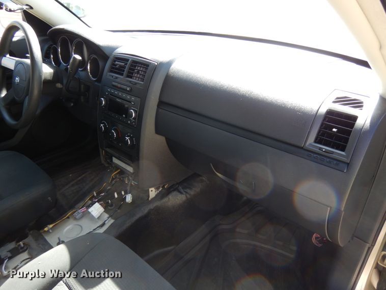 image for item DH6670 2010 Dodge Charger