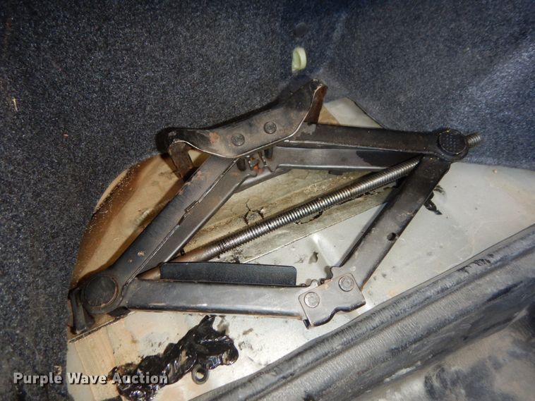 image for item DH6670 2010 Dodge Charger