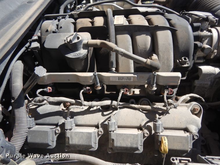 image for item DH6670 2010 Dodge Charger