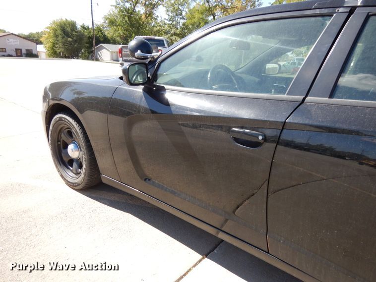 image for item DH6671 2011 Dodge Charger Police