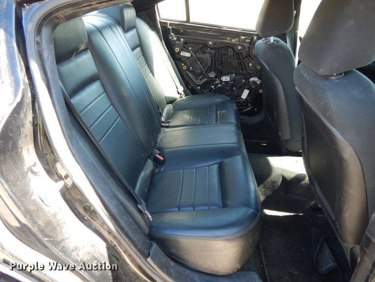 image for item DH6671 2011 Dodge Charger Police