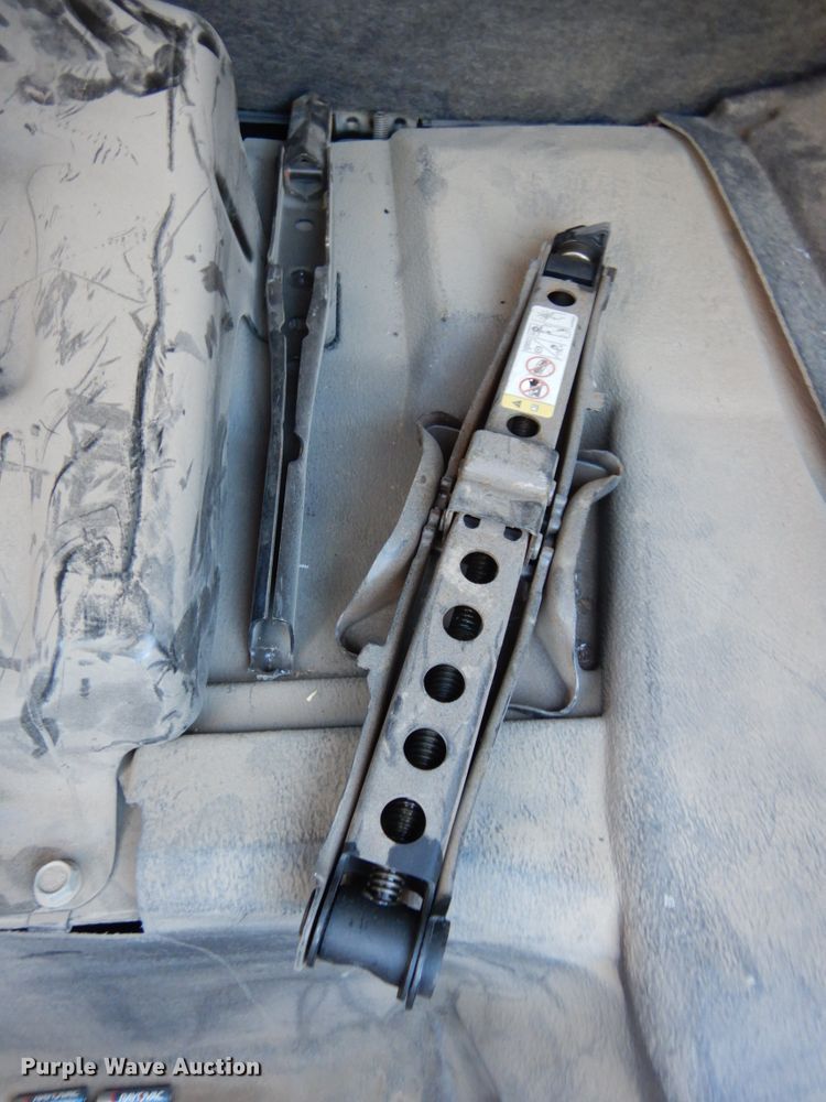 image for item DH6671 2011 Dodge Charger Police