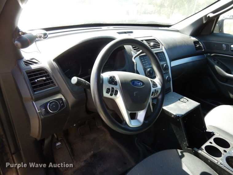 image for item DH6672 2014 Ford Explorer Police Interceptor  SUV
