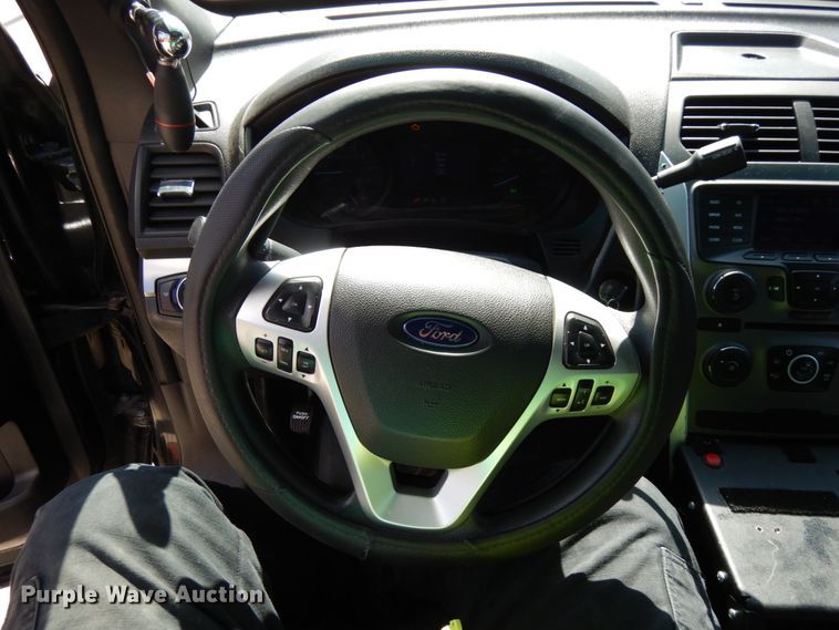 image for item DH6673 2013 Ford Explorer Police Interceptor  SUV