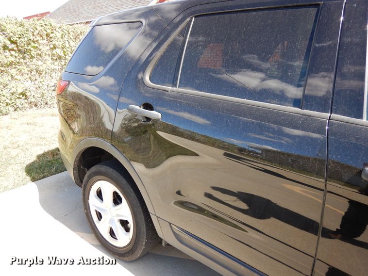 image for item DH6673 2013 Ford Explorer Police Interceptor  SUV