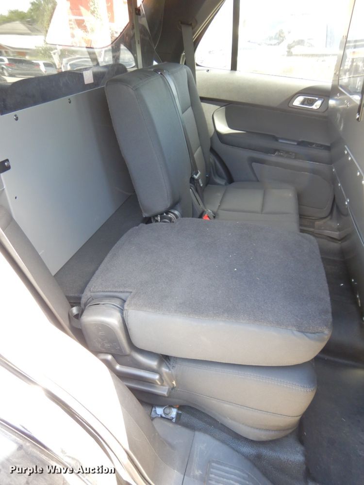 image for item DH6673 2013 Ford Explorer Police Interceptor  SUV