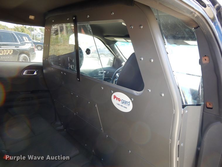 image for item DH6673 2013 Ford Explorer Police Interceptor  SUV