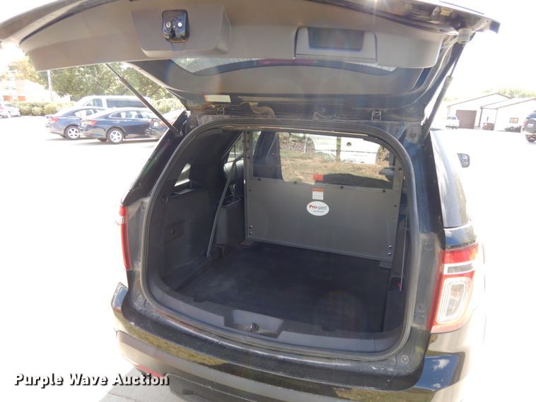 image for item DH6673 2013 Ford Explorer Police Interceptor  SUV