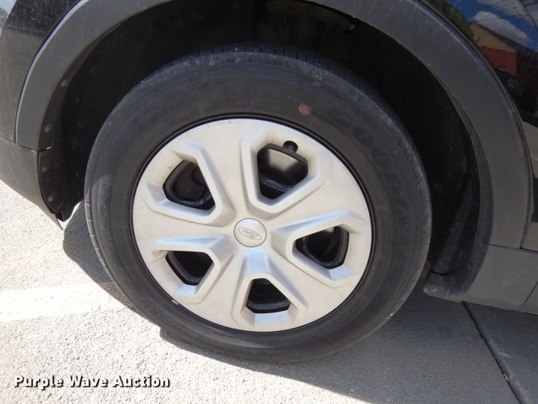 image for item DH6673 2013 Ford Explorer Police Interceptor  SUV