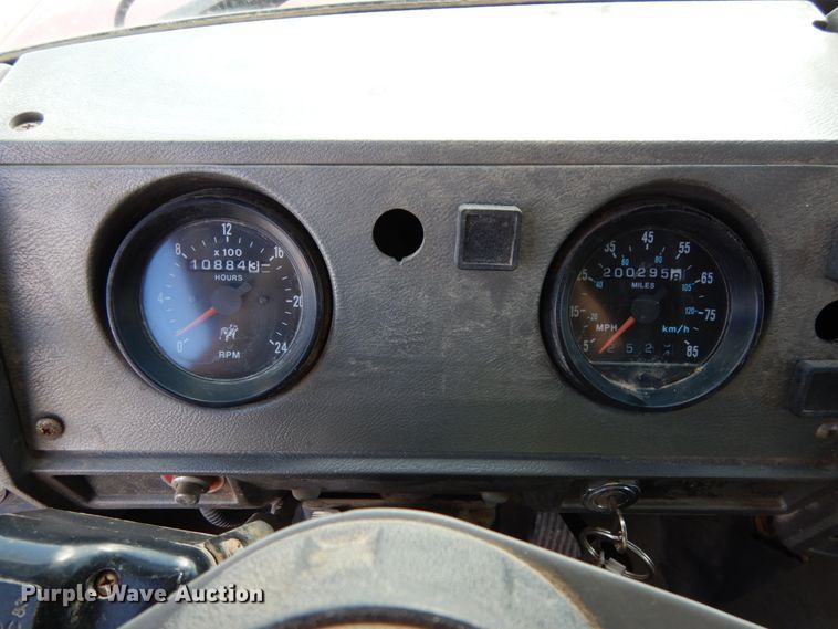 image for item DH6675 2000 Mack RD688S  dump truck