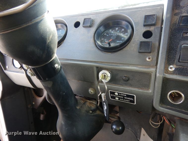 image for item DH6675 2000 Mack RD688S  dump truck