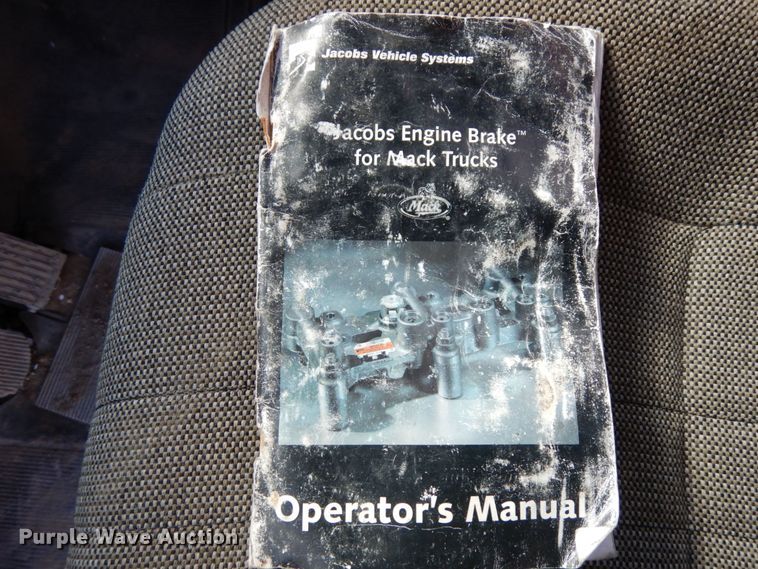 image for item DH6675 2000 Mack RD688S  dump truck