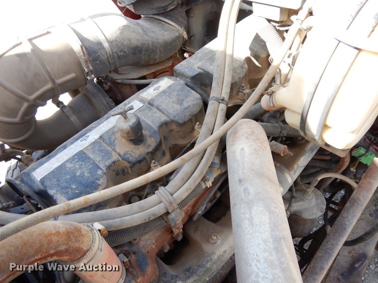 image for item DH6675 2000 Mack RD688S  dump truck