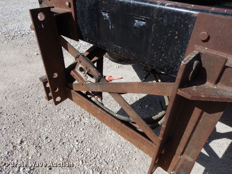 image for item DH6675 2000 Mack RD688S  dump truck