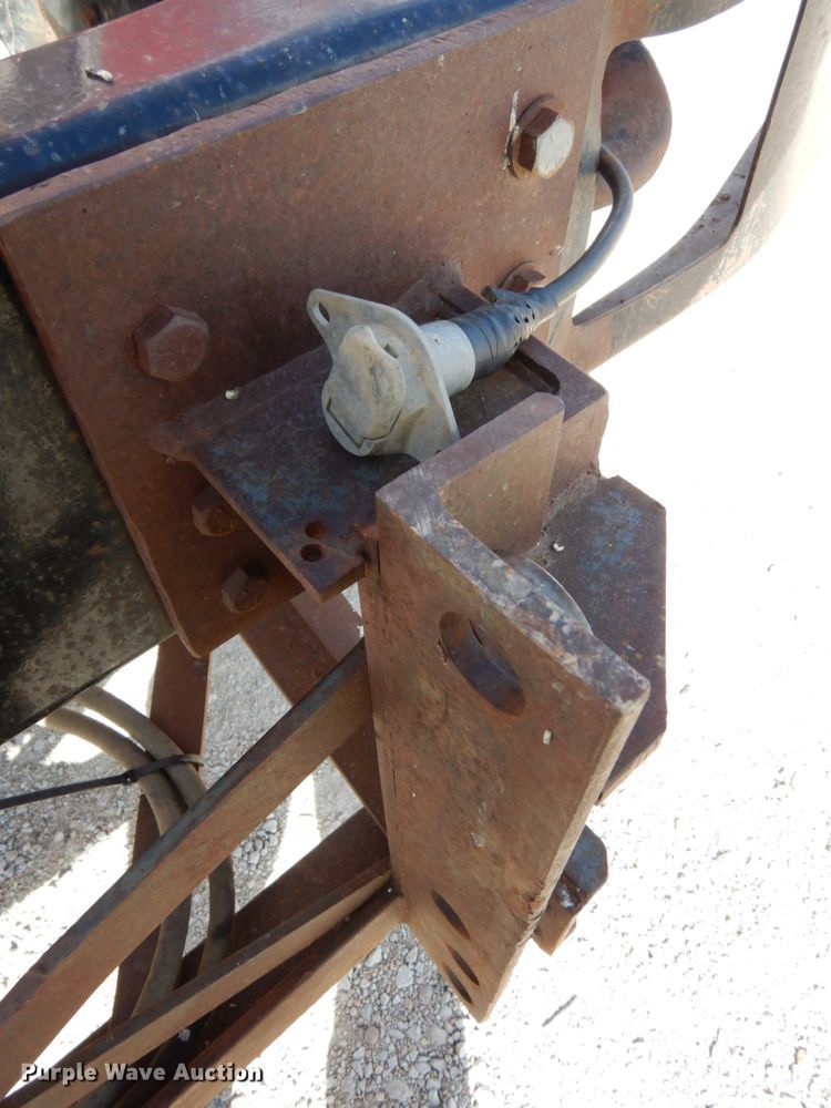 image for item DH6675 2000 Mack RD688S  dump truck