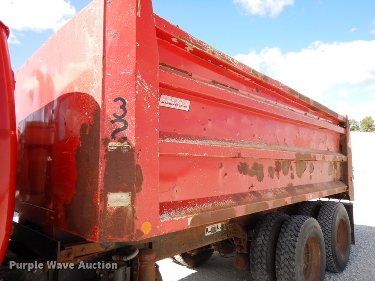 image for item DH6675 2000 Mack RD688S  dump truck