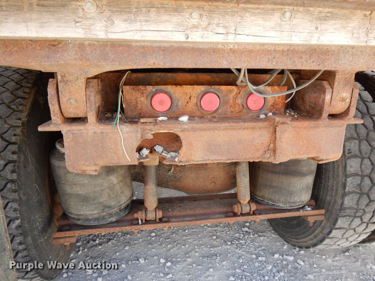 image for item DH6675 2000 Mack RD688S  dump truck