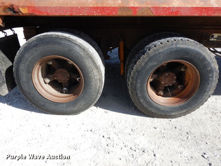 image for item DH6675 2000 Mack RD688S  dump truck