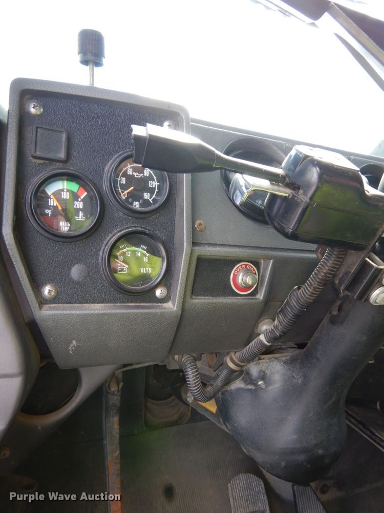 image for item DH6676 2000 Mack RD688S  dump truck