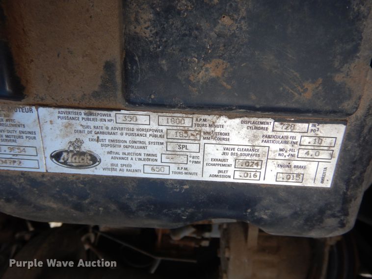 image for item DH6676 2000 Mack RD688S  dump truck