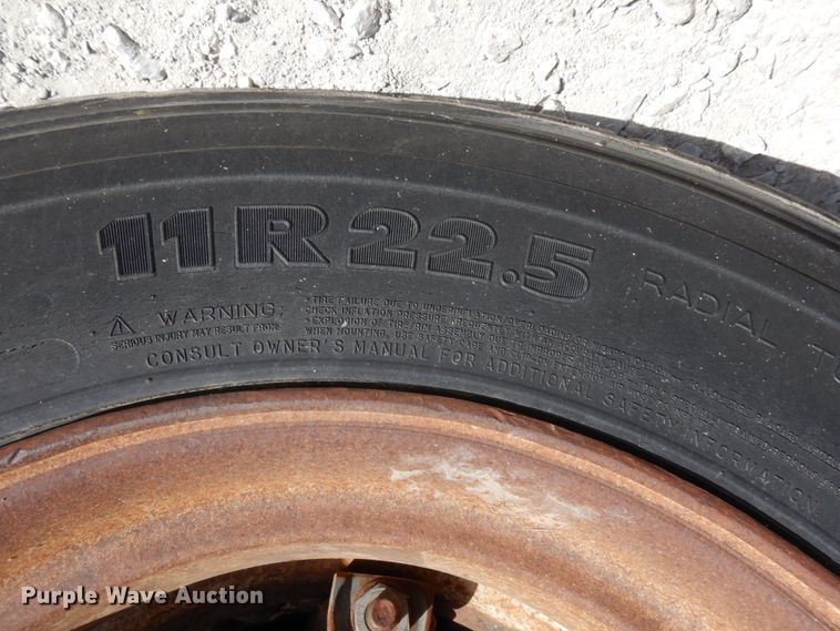 image for item DH6676 2000 Mack RD688S  dump truck