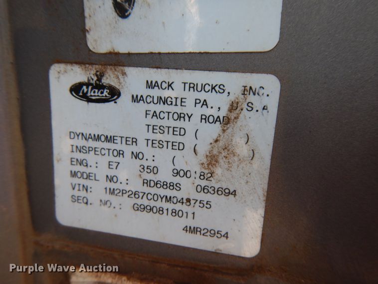 image for item DH6676 2000 Mack RD688S  dump truck