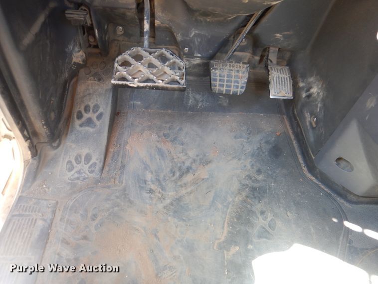 image for item DI0442 2014 Mack CHU  semi truck