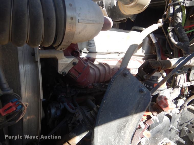 image for item DI0442 2014 Mack CHU  semi truck