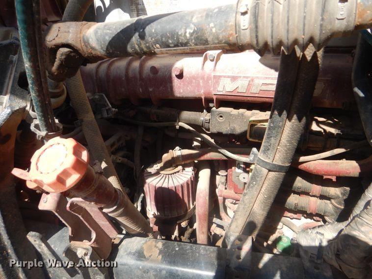 image for item DI0443 2009 Mack CHU  semi truck