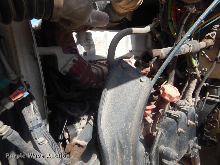 image for item DI0443 2009 Mack CHU  semi truck