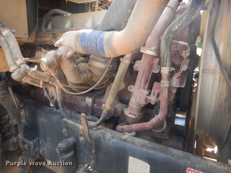 image for item DI0443 2009 Mack CHU  semi truck