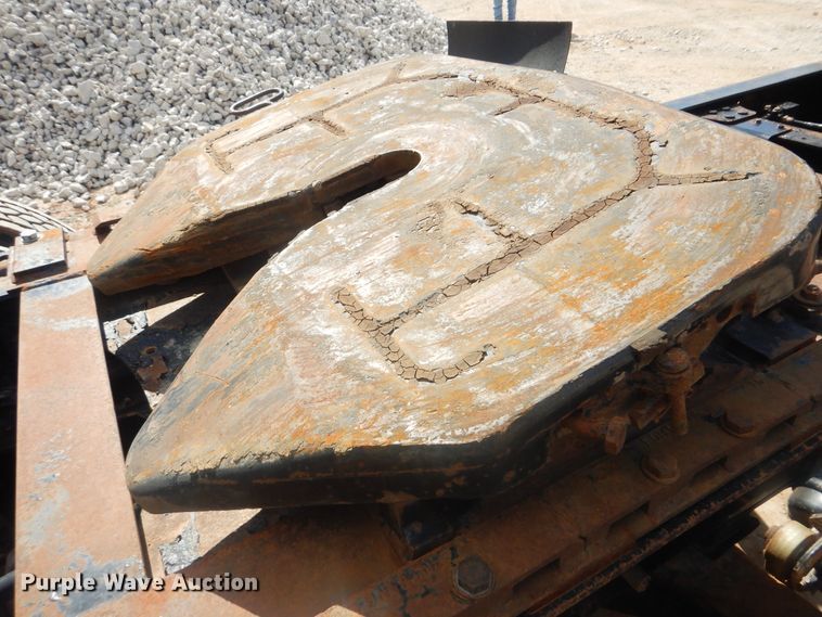 image for item DI0443 2009 Mack CHU  semi truck