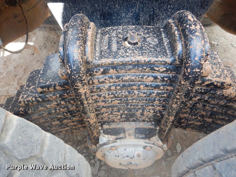 image for item DI0443 2009 Mack CHU  semi truck