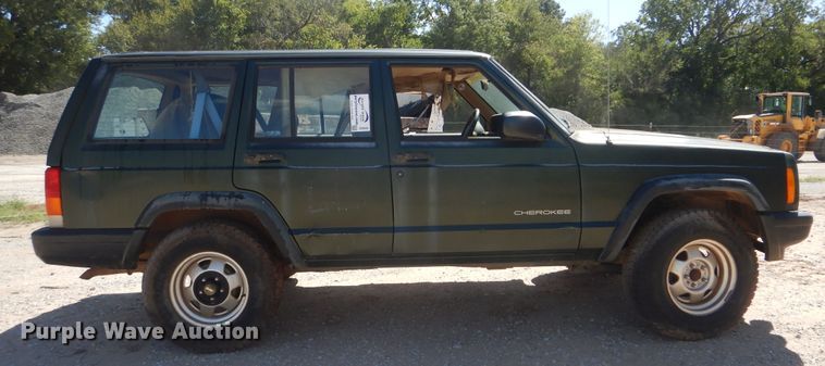 image for item DI0445 1997 Jeep Cherokee  SUV