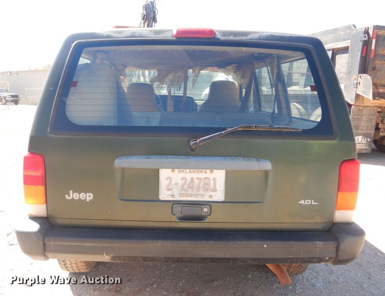 image for item DI0445 1997 Jeep Cherokee  SUV