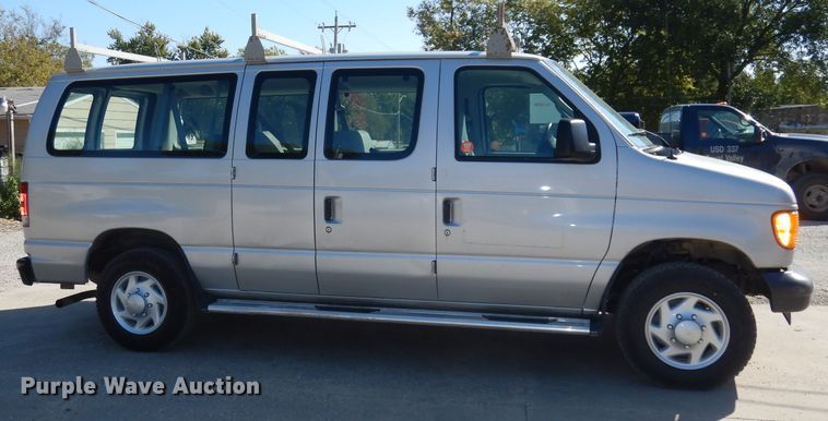 image for item DJ6839 2007 Ford E150  van