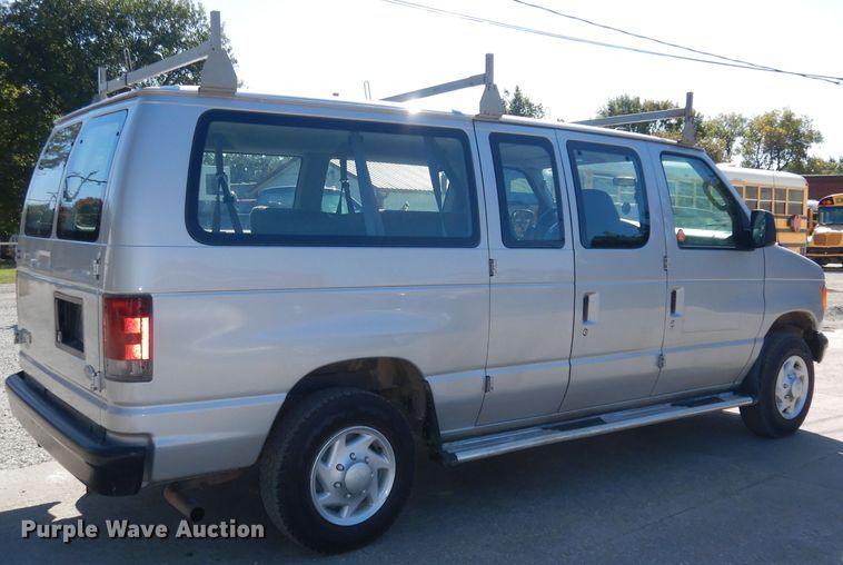 image for item DJ6839 2007 Ford E150  van