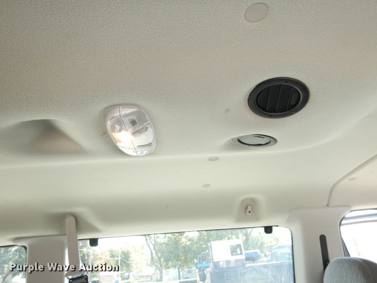 image for item DJ6839 2007 Ford E150  van