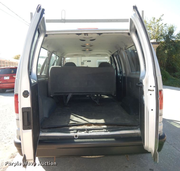 image for item DJ6839 2007 Ford E150  van