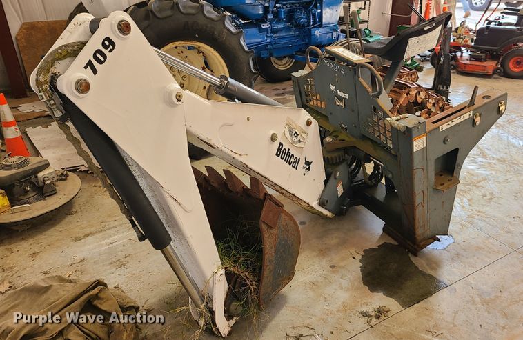 image for item DY9979 Bobcat 709 skid steer backhoe attachment