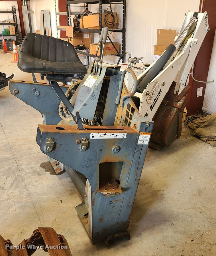 image for item DY9979 Bobcat 709 skid steer backhoe attachment