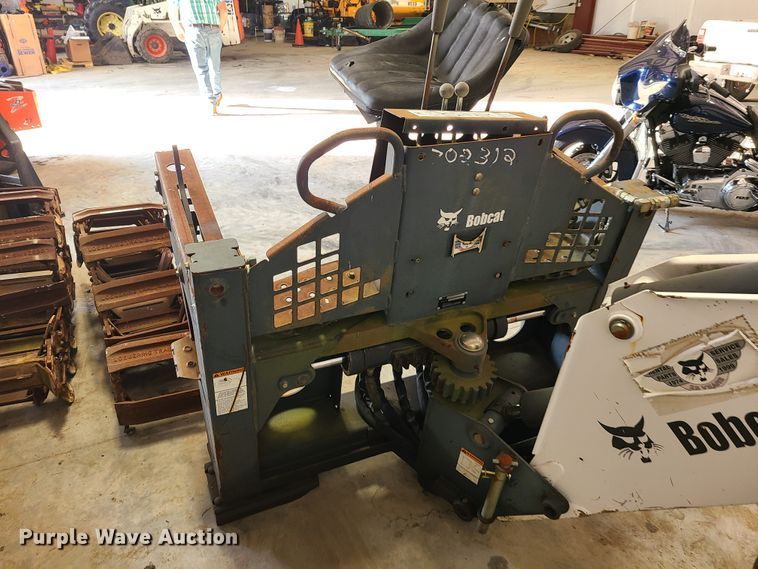 image for item DY9979 Bobcat 709 skid steer backhoe attachment